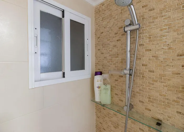 Julio Romero - Nuevo Y Centrico Córdova