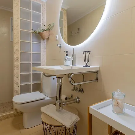 Julio Romero - Nuevo Y Centrico *